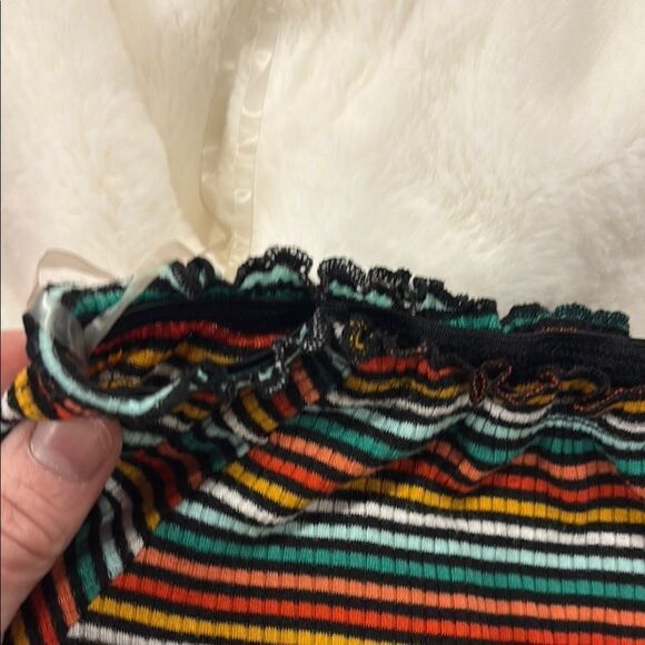 Striped Off-Shoulder Button-Up Top - Picture 5 of 10